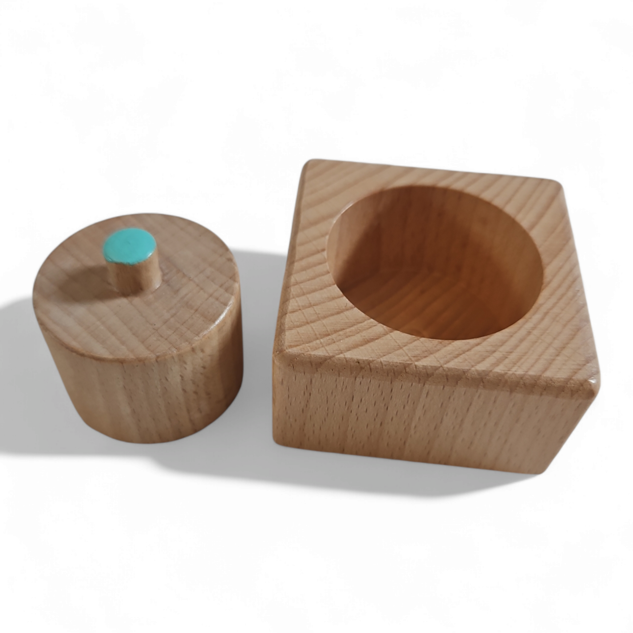 hochet et moufles noir et blanc